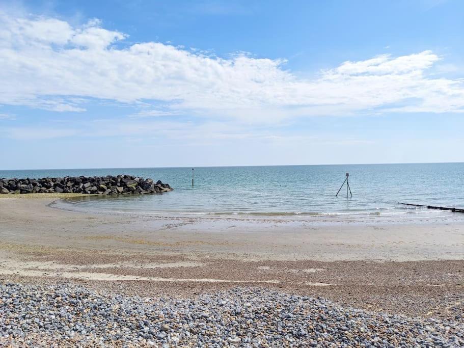 Beach View Middleton-on-Sea المظهر الخارجي الصورة